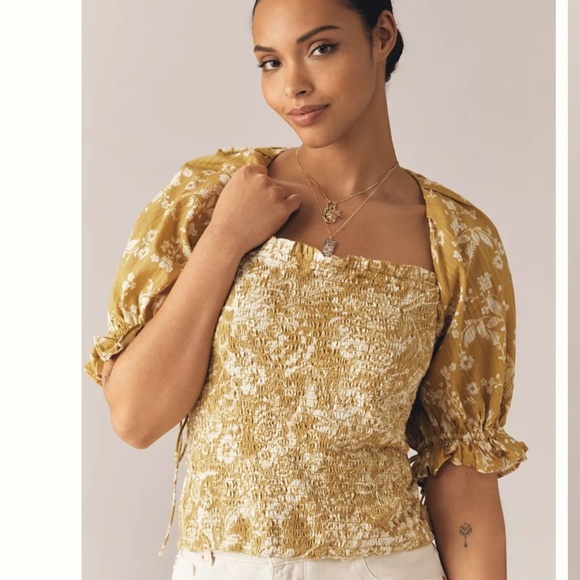 By Anthropologie Seersucker Smocked Puff-Sleeve Crop Top Chartreuse Size M NWT - Picture 1 of 11